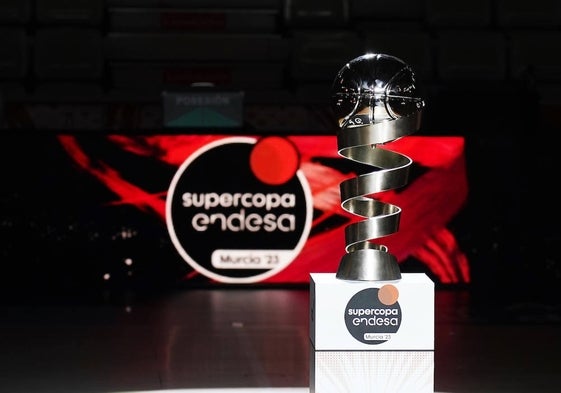 El trofeo de la Supercop Endesa.