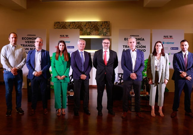 Participantes en la jornada organizada por SUR en el hotel Vincci Posada del Patio.