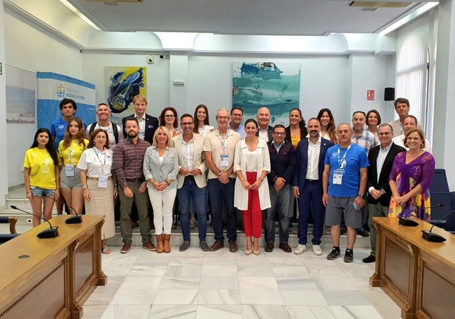 Acto de recepción de los deportistas universitarios en el Ayuntamiento rinconero.