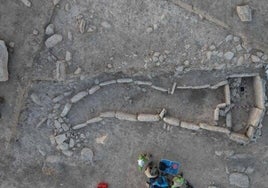 El yacimiento arqueológico de la Lentejuela en Teba.