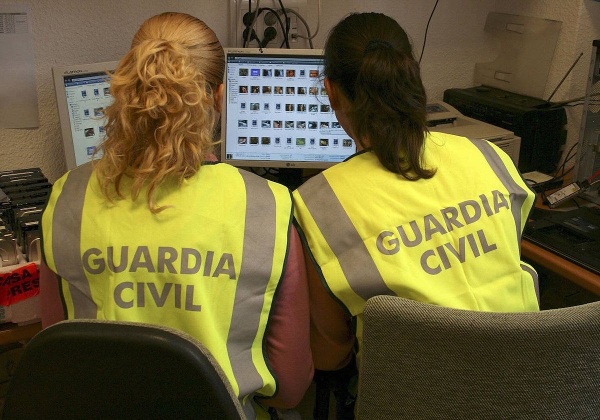 El Parlamento explora fórmulas para poner coto al acceso de menores a pornografía en la red