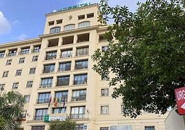 Barbacoas en la zona recreativa del Peñón del Cuervo