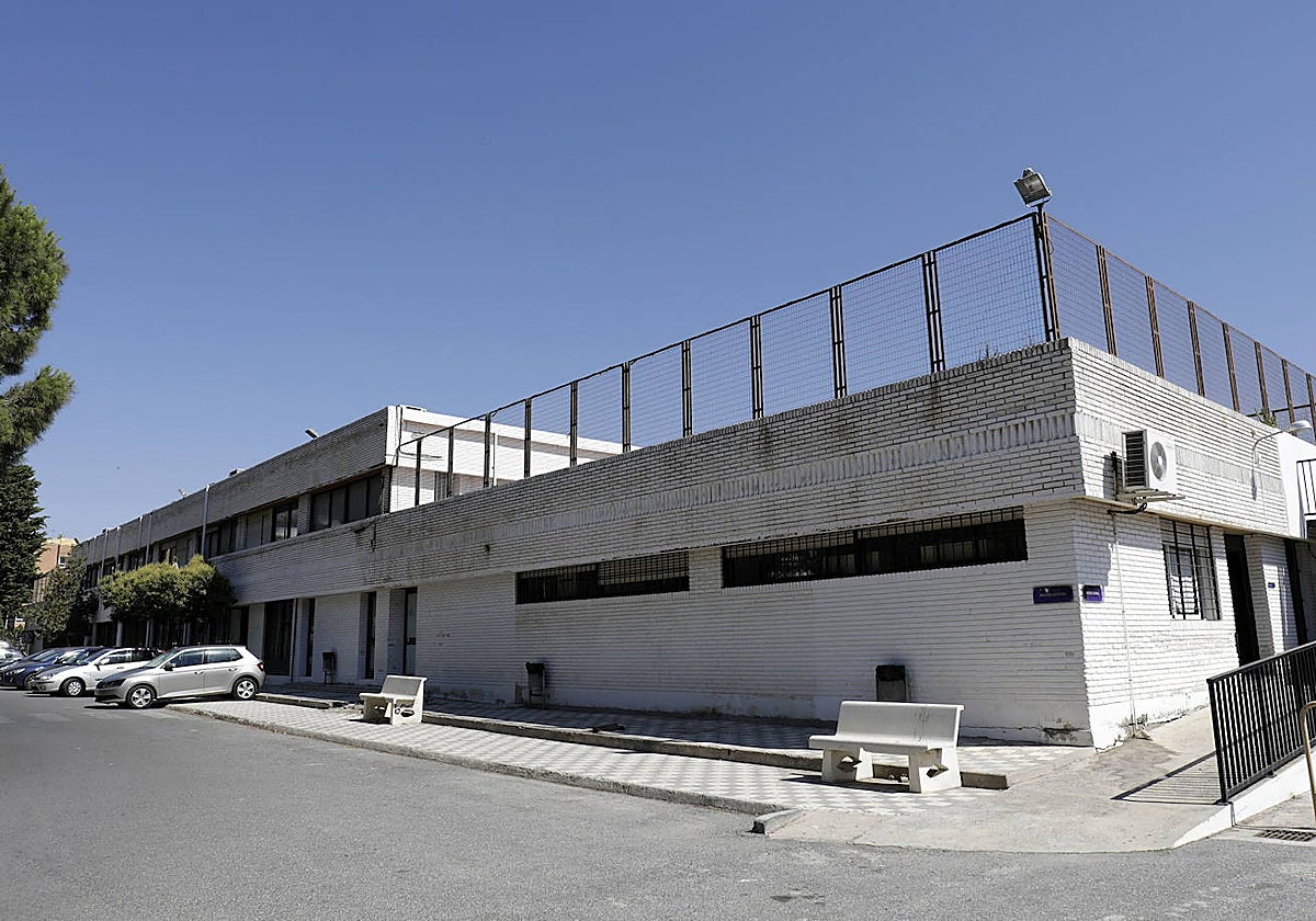 Antiguos comedores universitarios, situados en El Ejido.