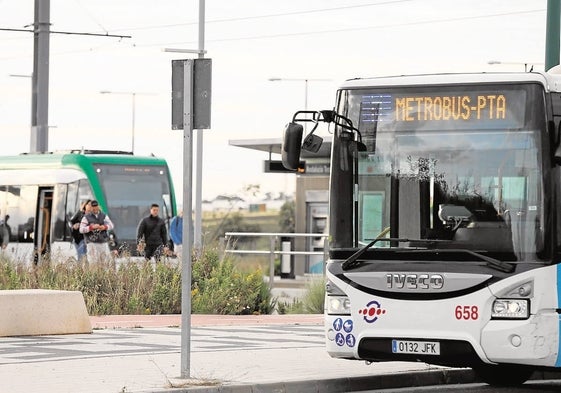 Los estudios decidirán cuál es la mejor opción de transporte para llegar hasta El Palo y Rincón.