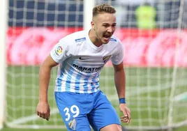 Ontiveros, celebrando un gol cuando aún era canterano del Málaga.