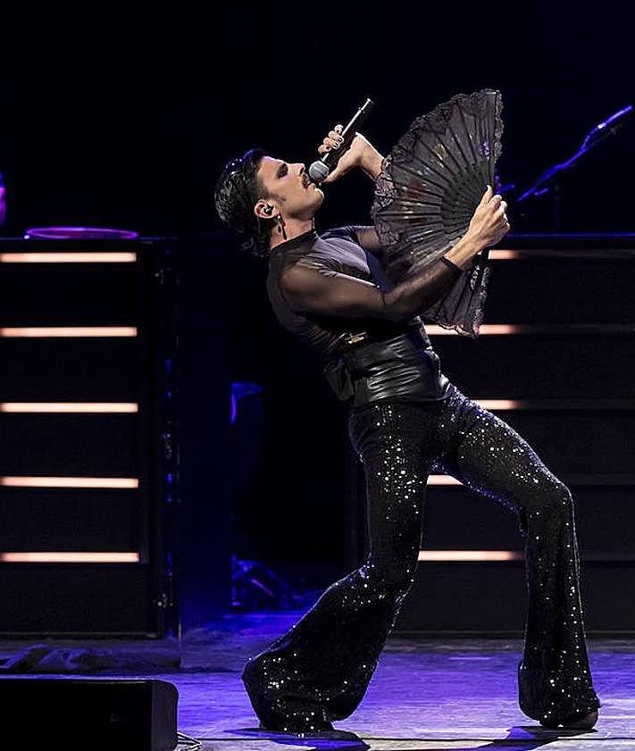 Imagen secundaria 2 - La romería de Rodrigo Cuevas culmina por malagueñas