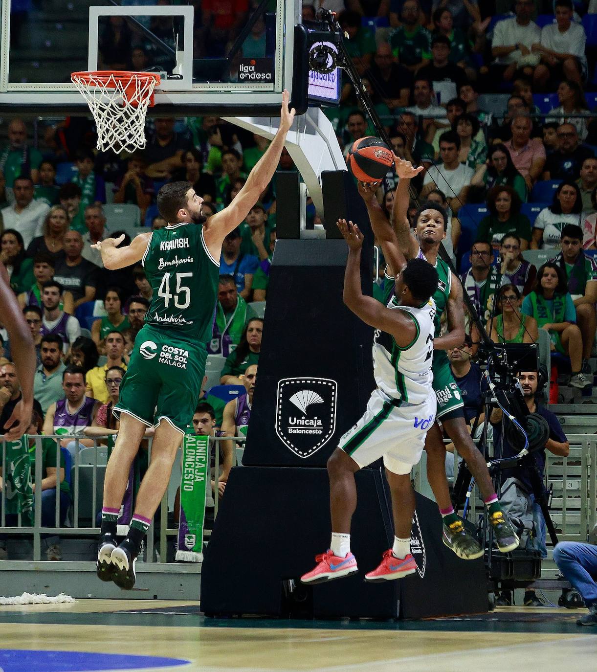 El Unicaja- Joventut, en imágenes