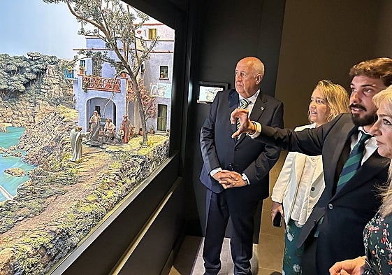 La consejera de Desarrollo Educativo y Formación Profesional, Patricia del Pozo, en una reciente visita al museo.
