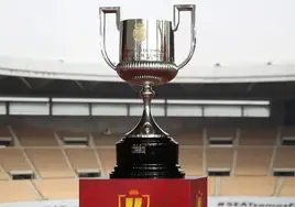 El trofeo.