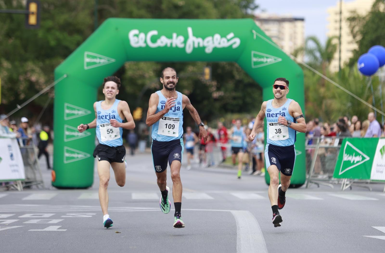 Las mejores fotos de la Carrera Urbana Ciudad de Málaga 2023