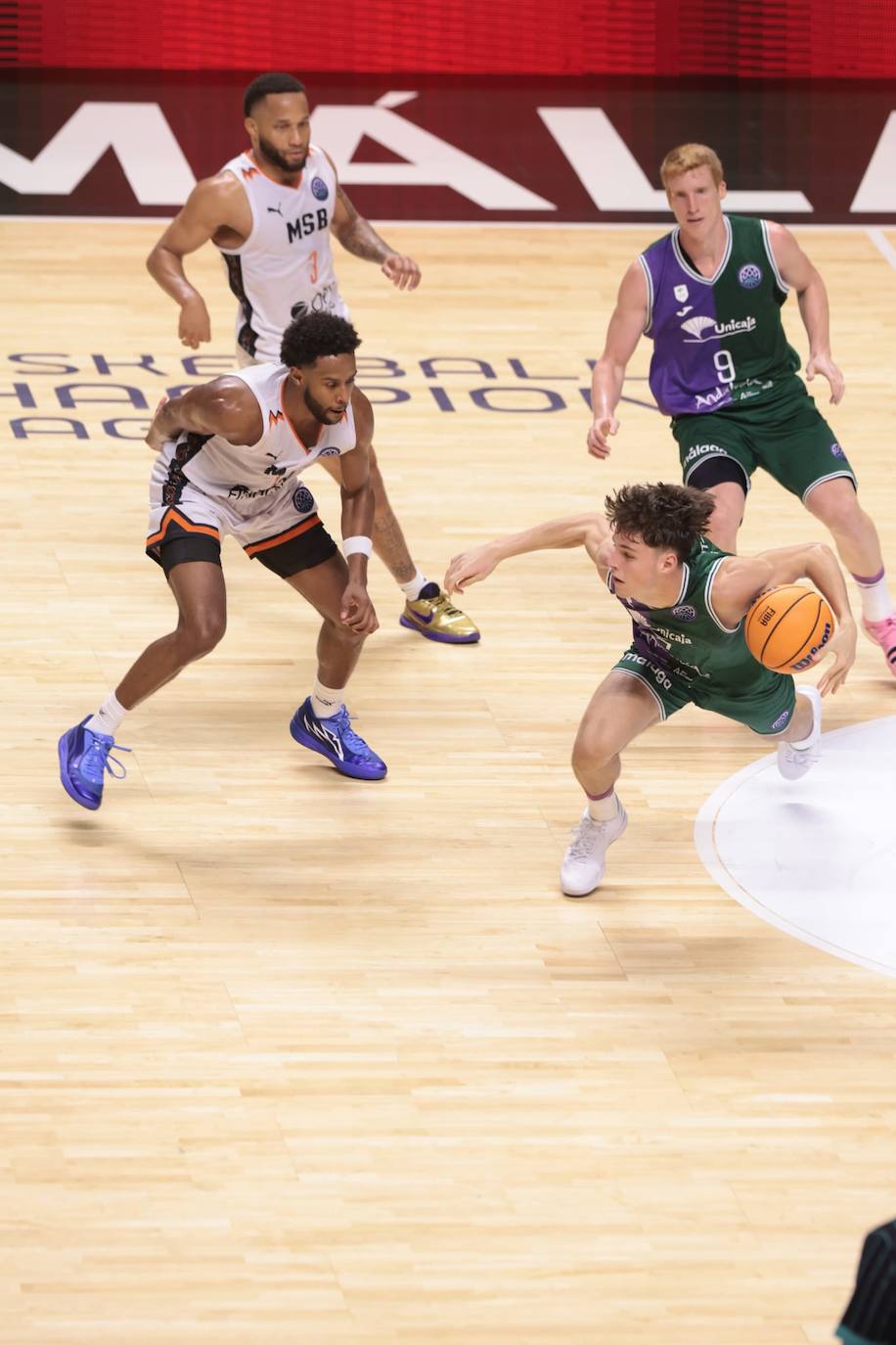 El Unicaja-Le Mans, en imágenes