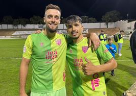 Genaro y Kevin, los goleadores del Málaga en la victoria por 0-2 contra el Antequera.