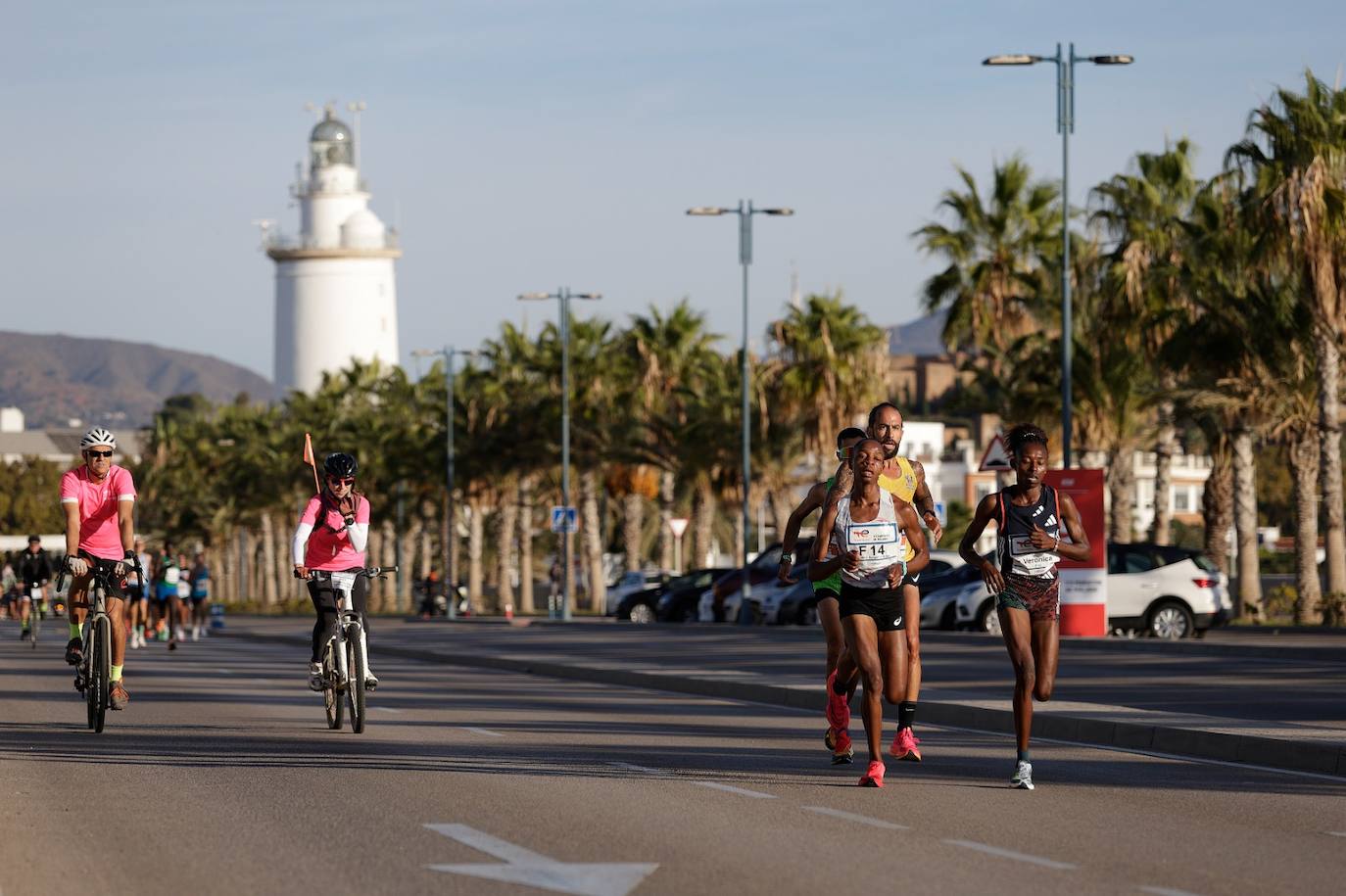 Toroitich pulveriza el récord de la Media Maratón de Málaga, con un registro de 59:13, más de un minuto menos que la plusmarca alcanzada en 2022.