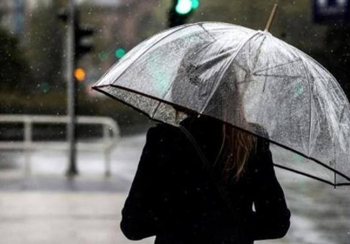 El tiempo se complica en Andalucía: avisos naranja por viento y fenómenos costeros este jueves