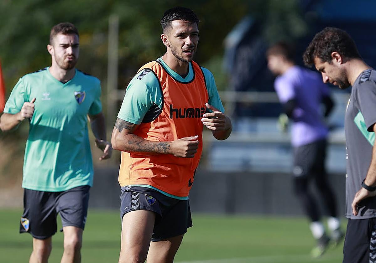 El jugador del Málaga, Nelson Monte, durante un entrenamiento reciente.