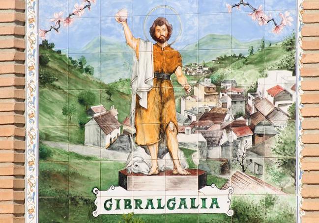 Mosaico que da la bienvenida a Gibralgalia.