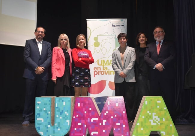 Sergio Cortés, Antonia Infantes, María Jesús Fernández, Carla Suárez, Pilar Casado y Joaquín Villanova, este jueves en la III Jornada Talento Femenino y Deporte en Alhaurín de la Torre.