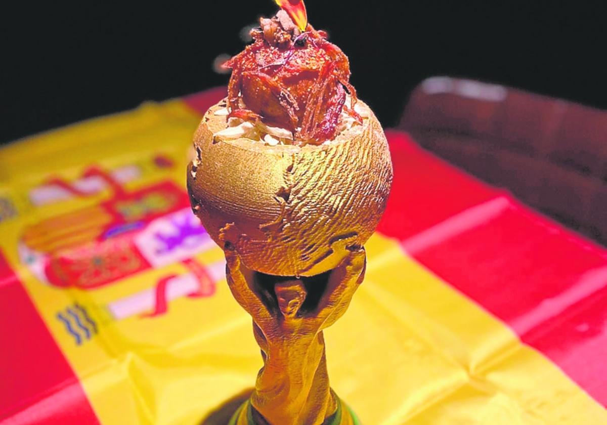 'Balón campeón', la tapa de Zyklo en homenaje a la cocina malagueña.