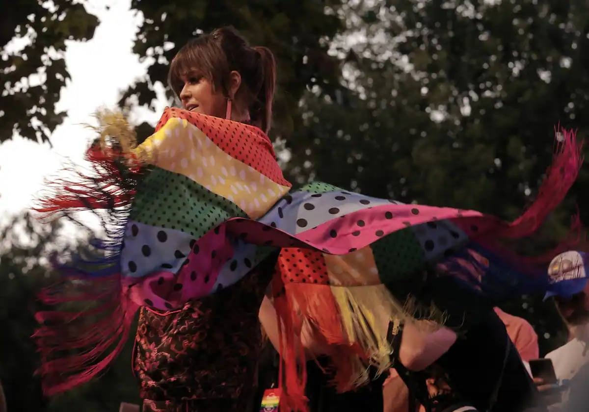 Vanesa Martín en el Orgullo de Sevilla.