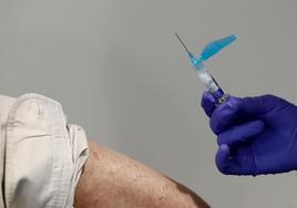 Andalucía llega en un mes al millón de vacunas puestas frente a la gripe