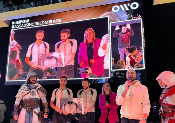 Presentación de 'Assassin's Creed Mirage' con la segunda piel de Owo en Paris Games Week.