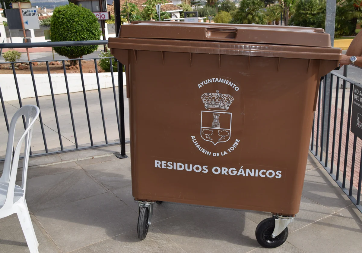 Ayuntamiento de Arnedo - Llega el contenedor marrón: infórmate y recoge tu  'kit de la orgánica