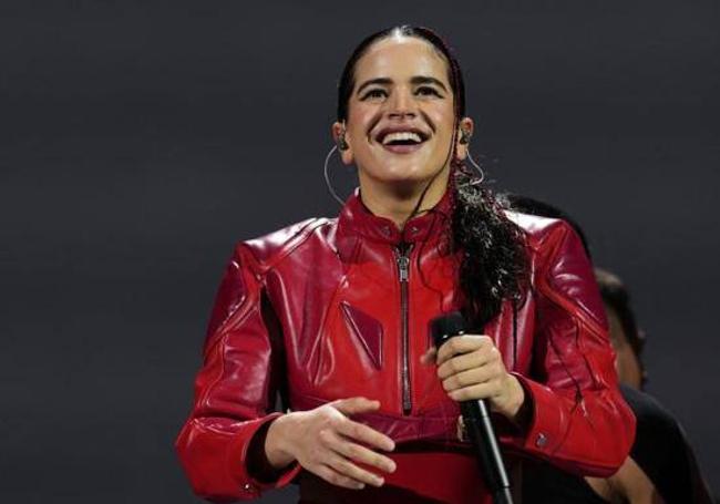 Rosalía, durante un concierto.