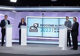 Ernesto Pimentel, Teodomiro López, Olga Guerrero y Juan José Hinojosa, los cuatro candidatos a rector de la UMA.