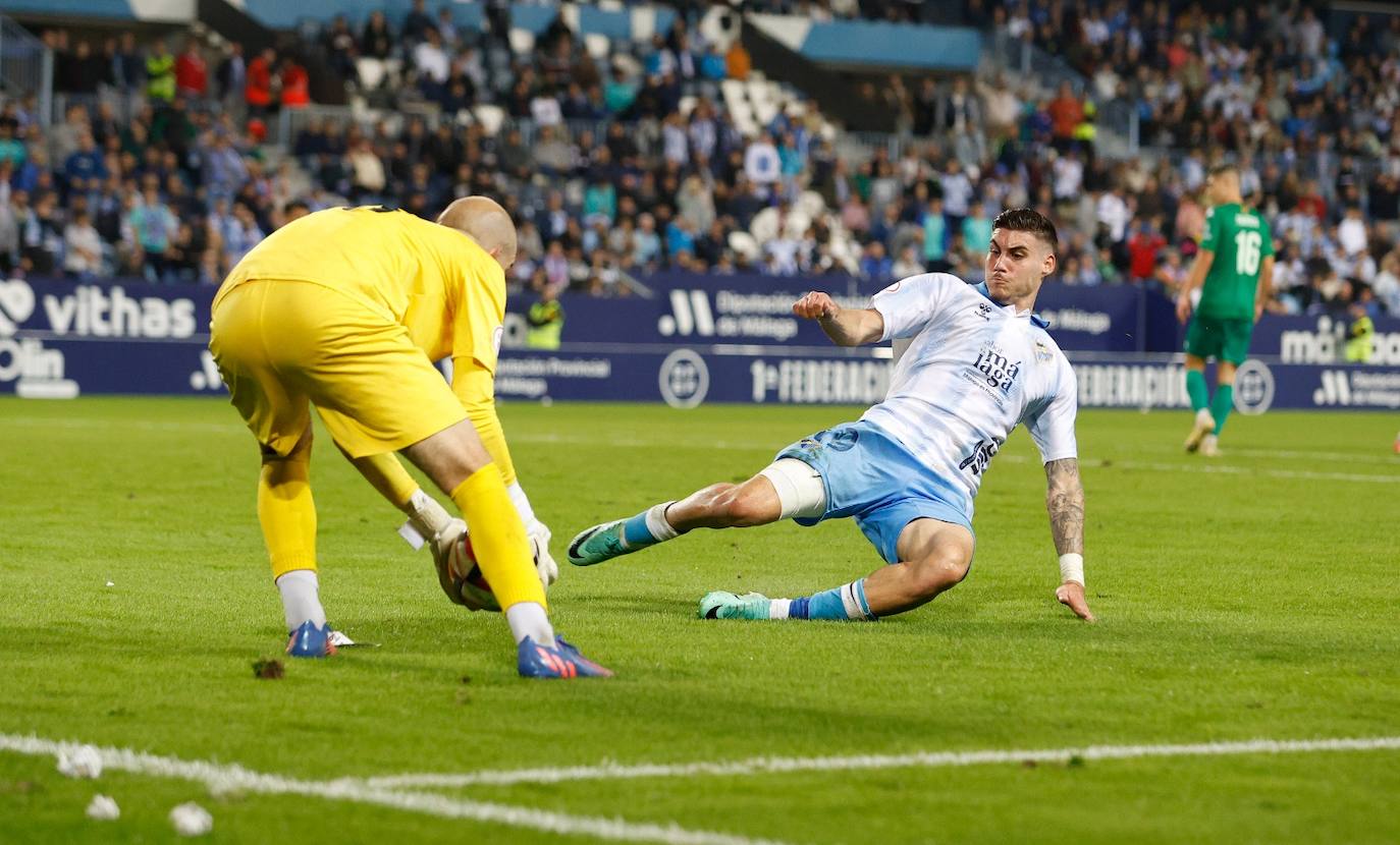 El Málaga-Alcoyano en La Rosaleda, en imágenes