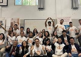 Son 23 alumnos del IES Romero Esteo los que trabajan para captar voluntarios y fondos para la Fundación Harena.