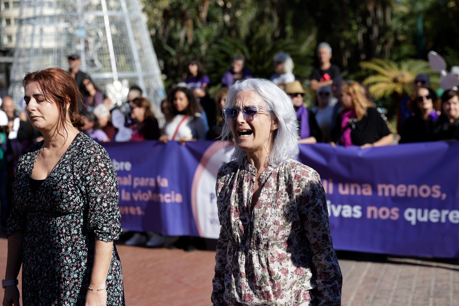 Unas 3.000 personas participan en la manifestación del 25N en Málaga