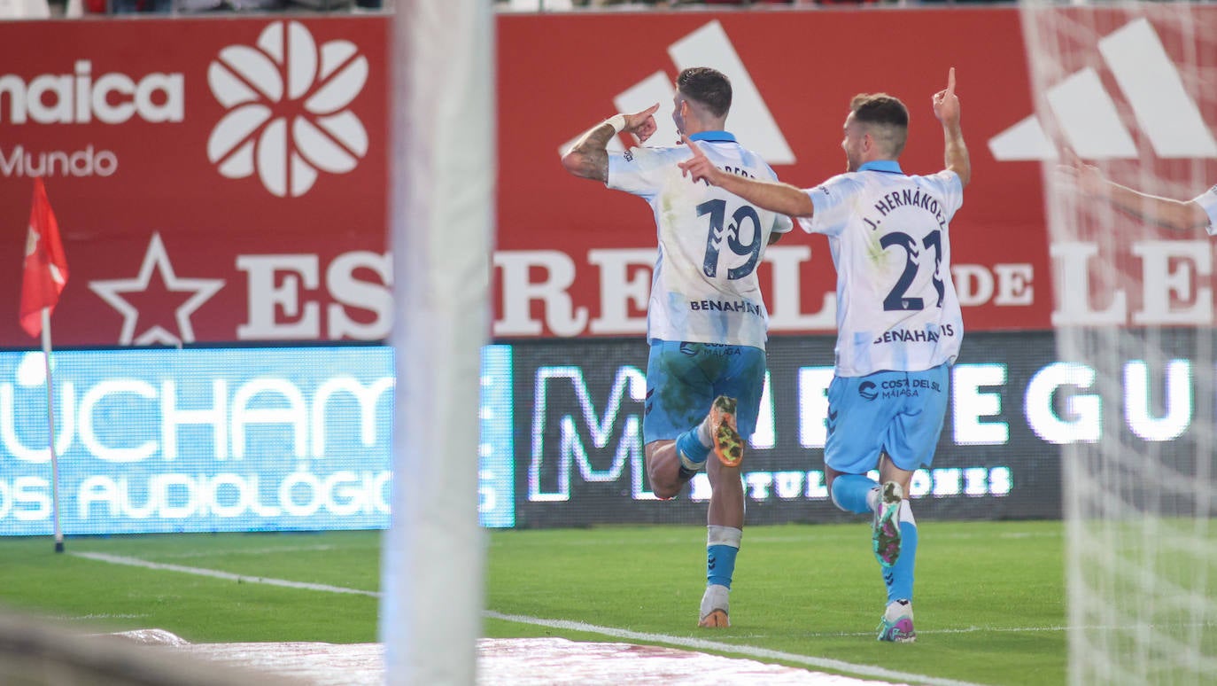 La goleada del Málaga en Murcia, en imágenes