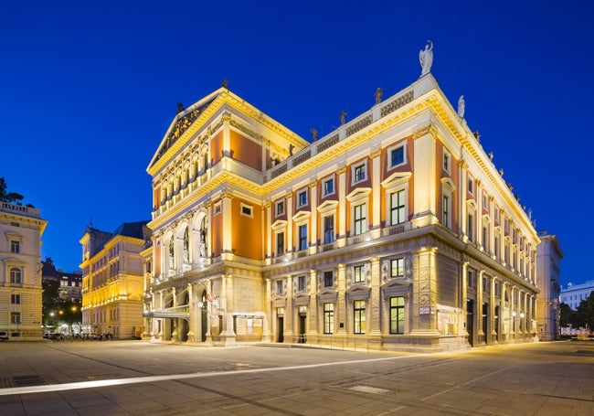 En la Sala Dorada de este majestuoso edificio se celebra el Concierto de Año Nuevo.