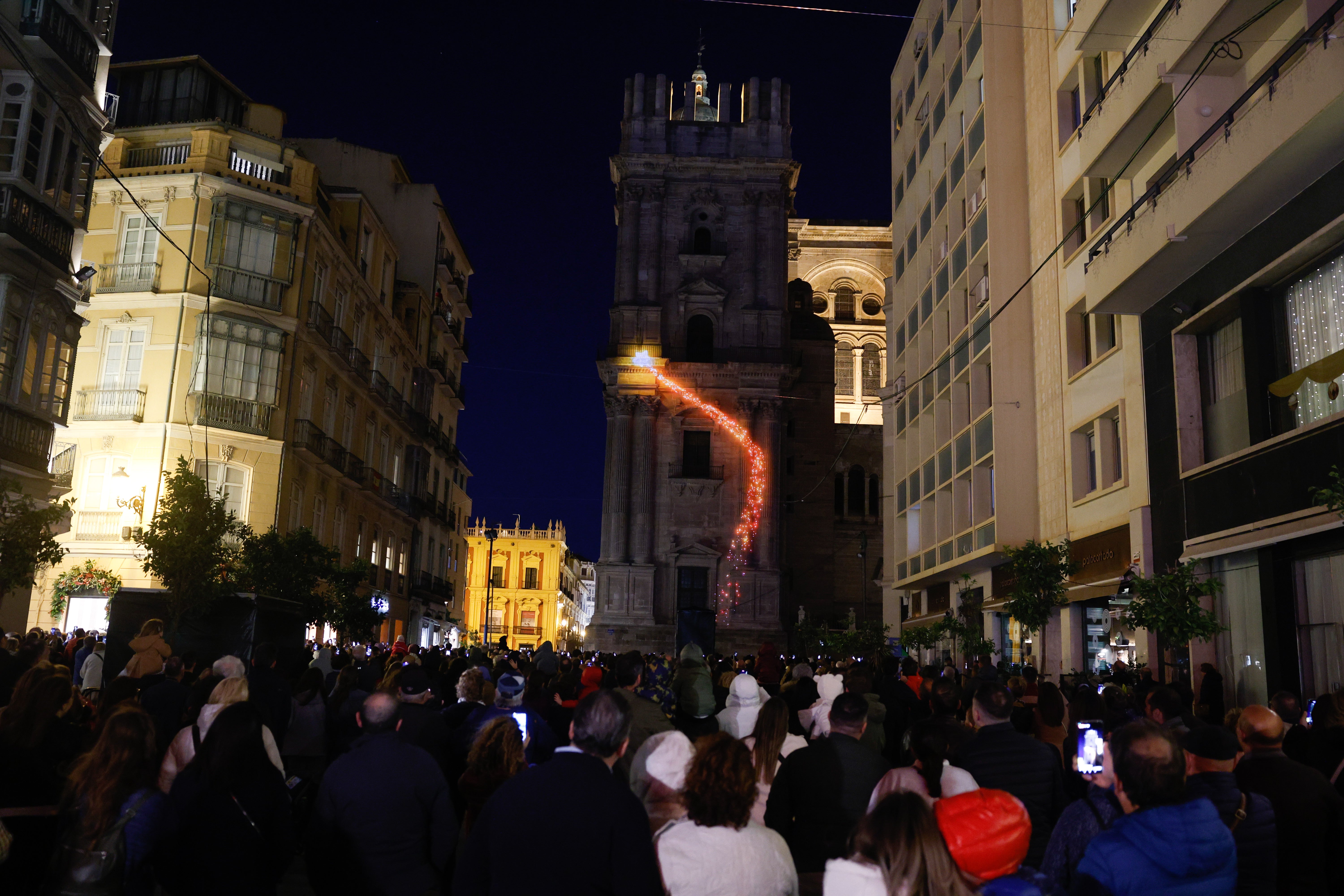 Así es el videomapping y la iluminación de la Catedral de Málaga