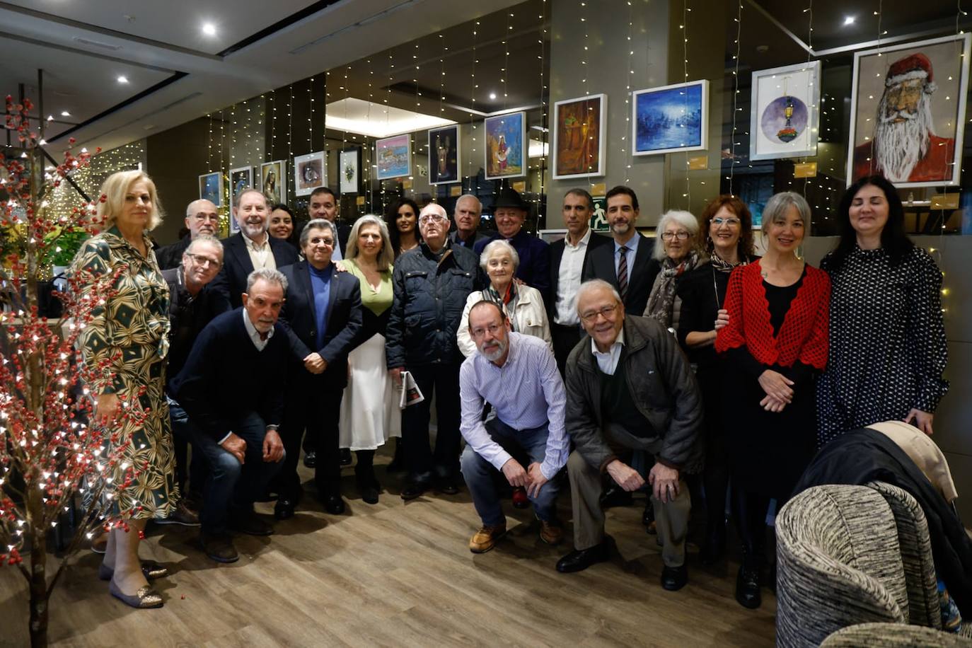 Presentación de la exposición de postales navideñas de SUR