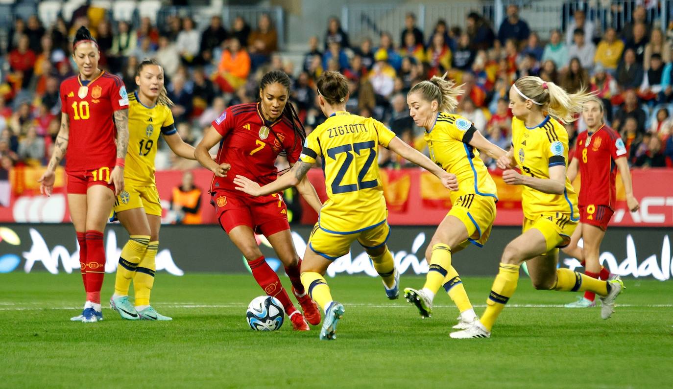 El España- Suecia en La Rosaleda, en imágenes