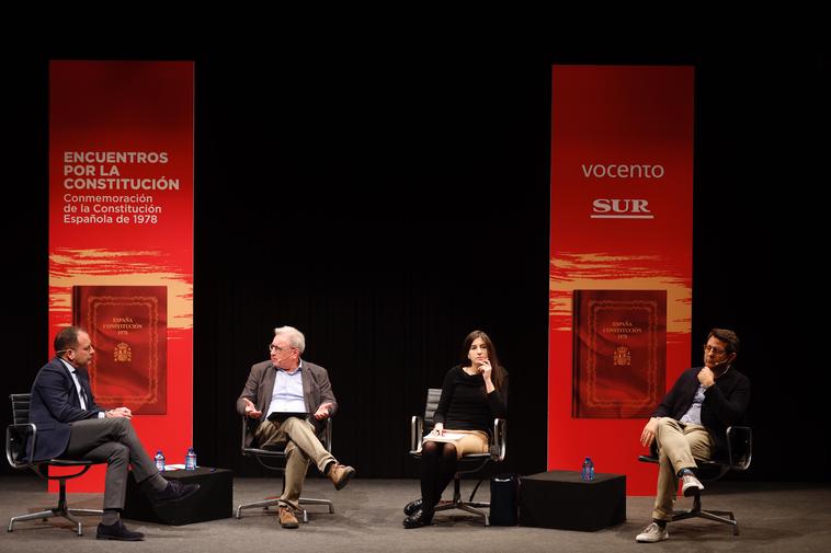 Momento del foro 'Encuentros por la Constitución'.