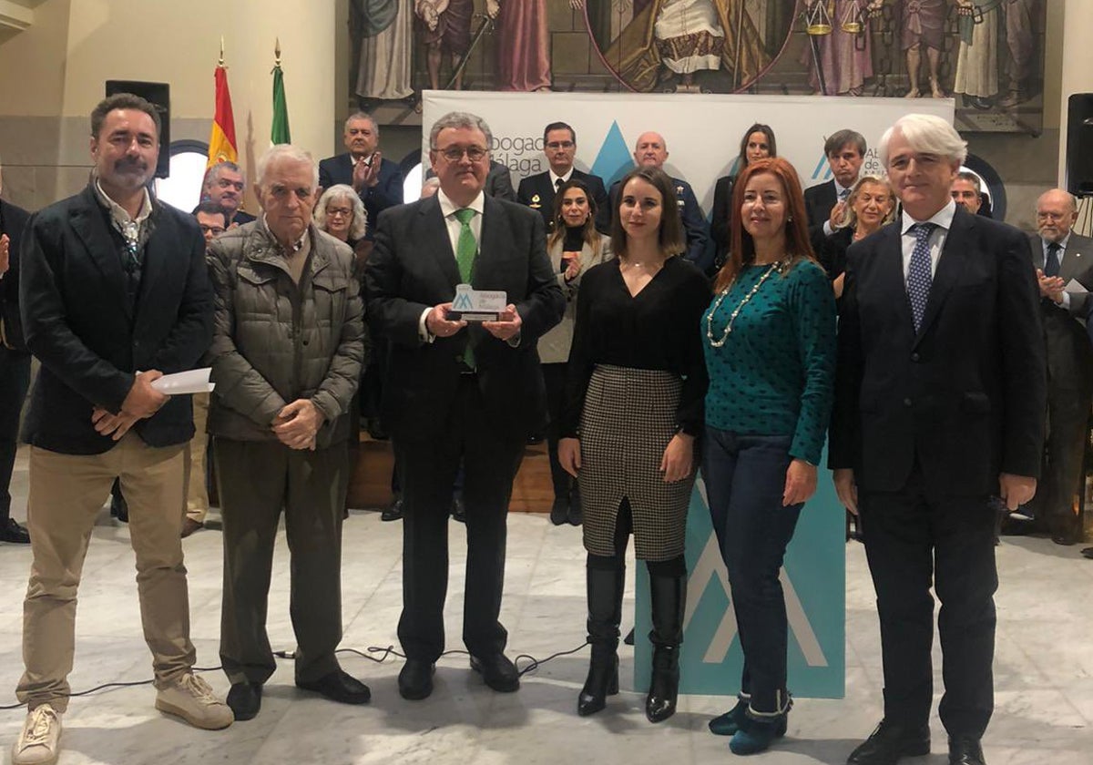 La Abogacía de Málaga premia a Proyecto Hombre por su labor humanitaria