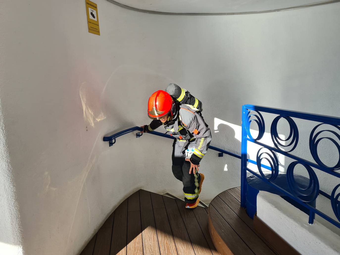 La Carrera Vertical de Fuengirola, en imágenes
