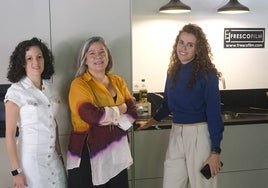 Cristina Armario, Silvia Aráez y María Cabello, el trío directivo de Fresco Film.