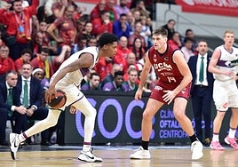 Carter, que firmó un gran partido en Murcia, ataca a Kurucs.