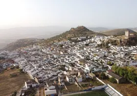 Vista aérea de Cañete la Real.