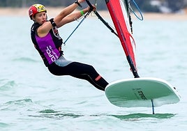 Antonio Medina despide el 2023 en la 20ª edición de la Regata de Año Nuevo