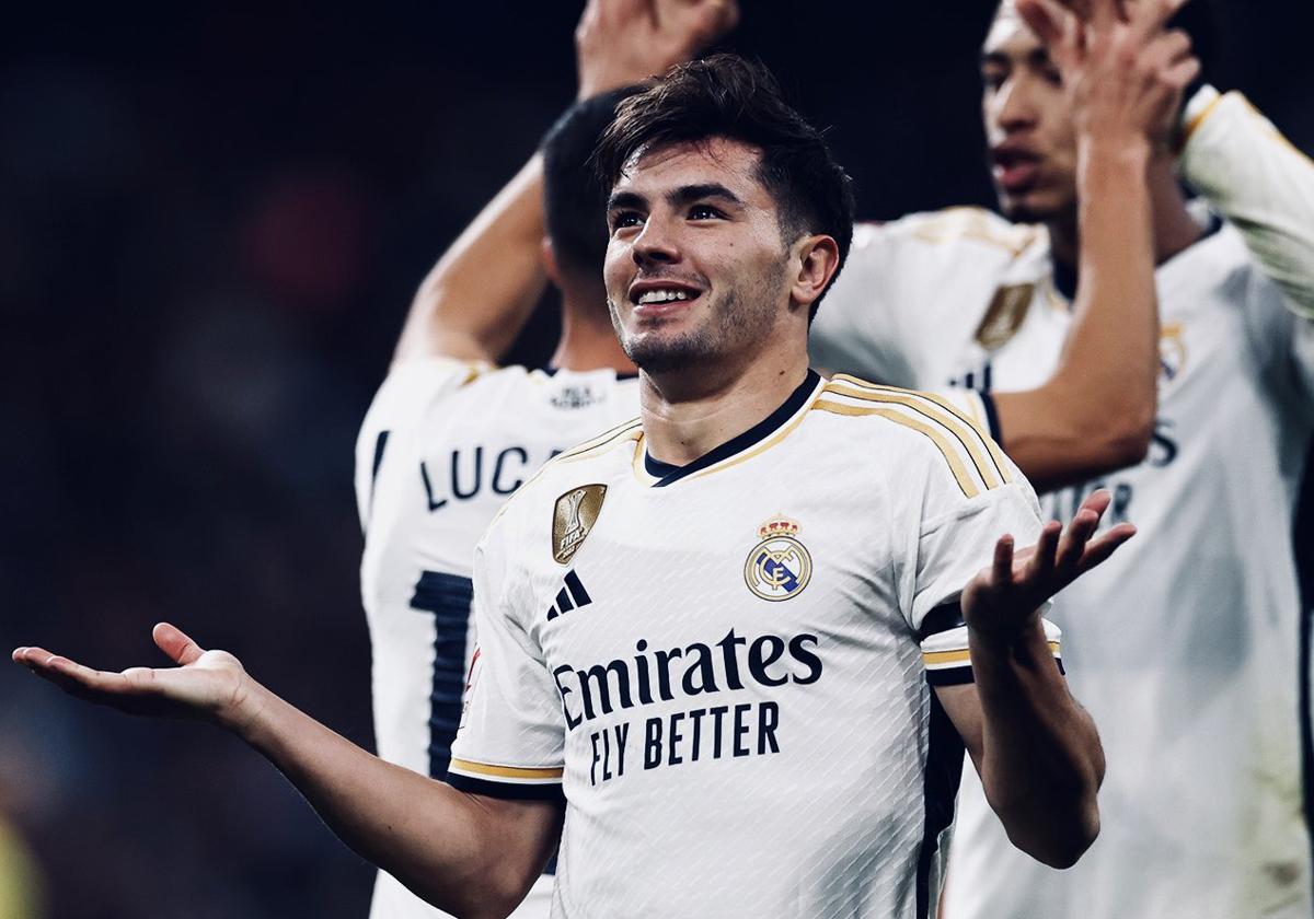 Brahim, elegido mejor jugador del Madrid en diciembre, celebra su 'golazo' contra el Villarreal en el Bernabéu.