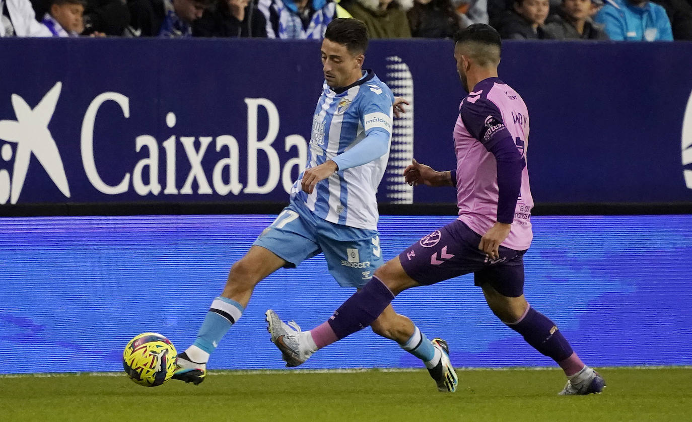 La Rosaleda pasó del 'Manolo, vete ya' a celebrar el empate en menos de un minuto