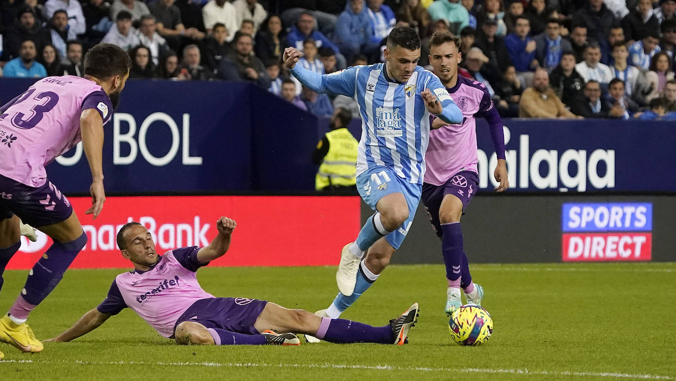 La Rosaleda pasó del 'Manolo, vete ya' a celebrar el empate en menos de un minuto