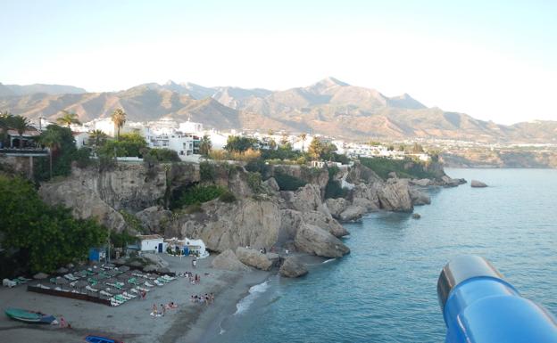 Los ocho miradores más espectaculares de la costa oriental de Málaga