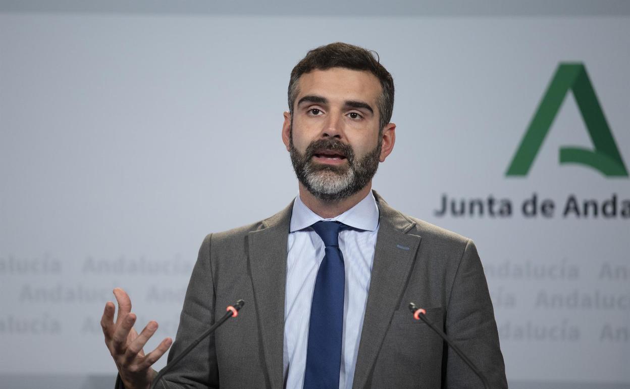 El consejero de Sostenibilidad y portavoz del Gobierno andaluz, Ramón Fernández-Pacheco.