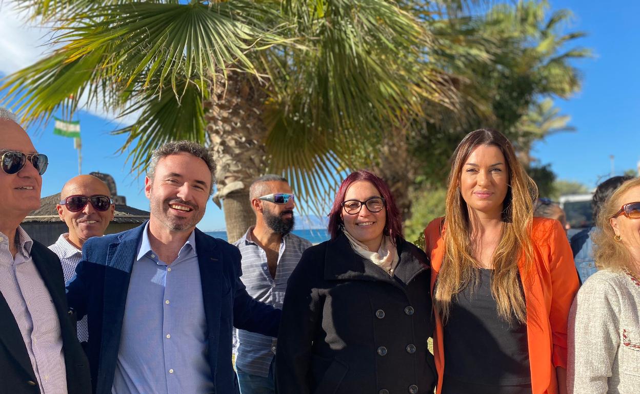 El diputado de Ciudadanos, Guillermo Díaz, con Clara Perles y la candidata naranja en 2023, Ana Belén Palomo. 