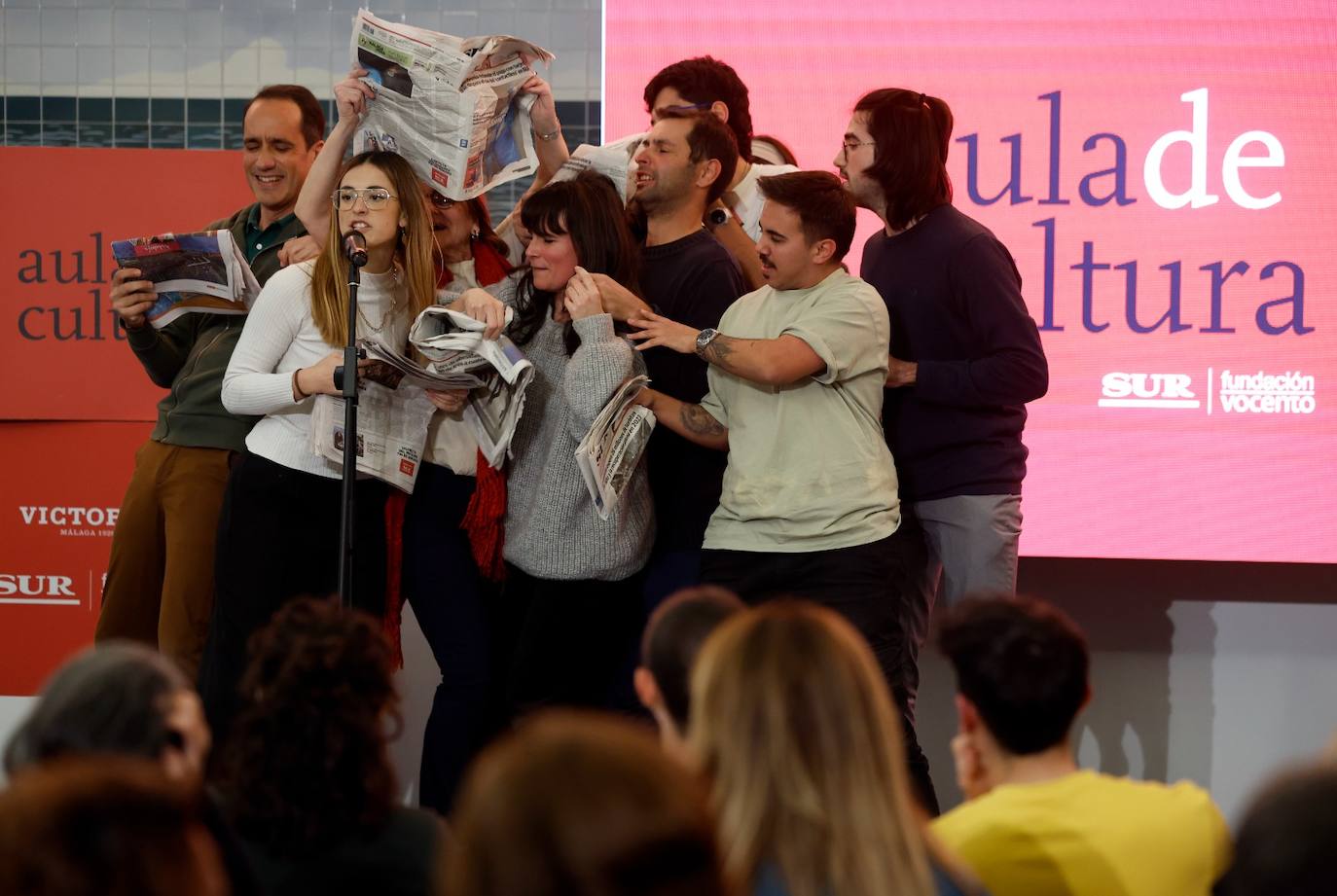 Los alumnos del taller de teatro revolucionaron la Fábrica Cervezas Victoria 